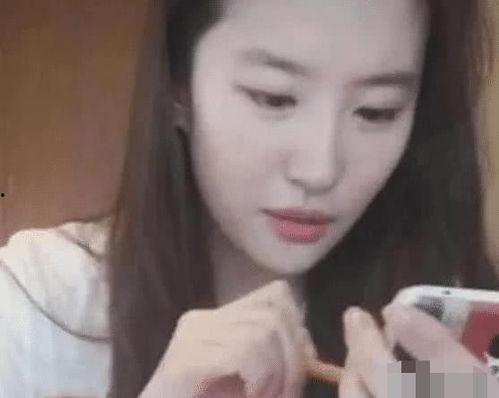 直播爆料刘亦菲视频播放,精彩瞬间引网友热议  第2张