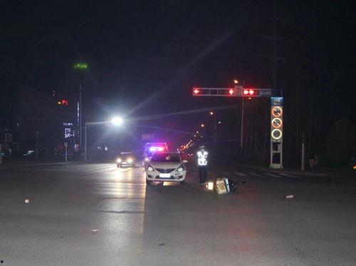 贵阳红绿灯爆料事件视频,视频揭露交通乱象引发热议  第3张